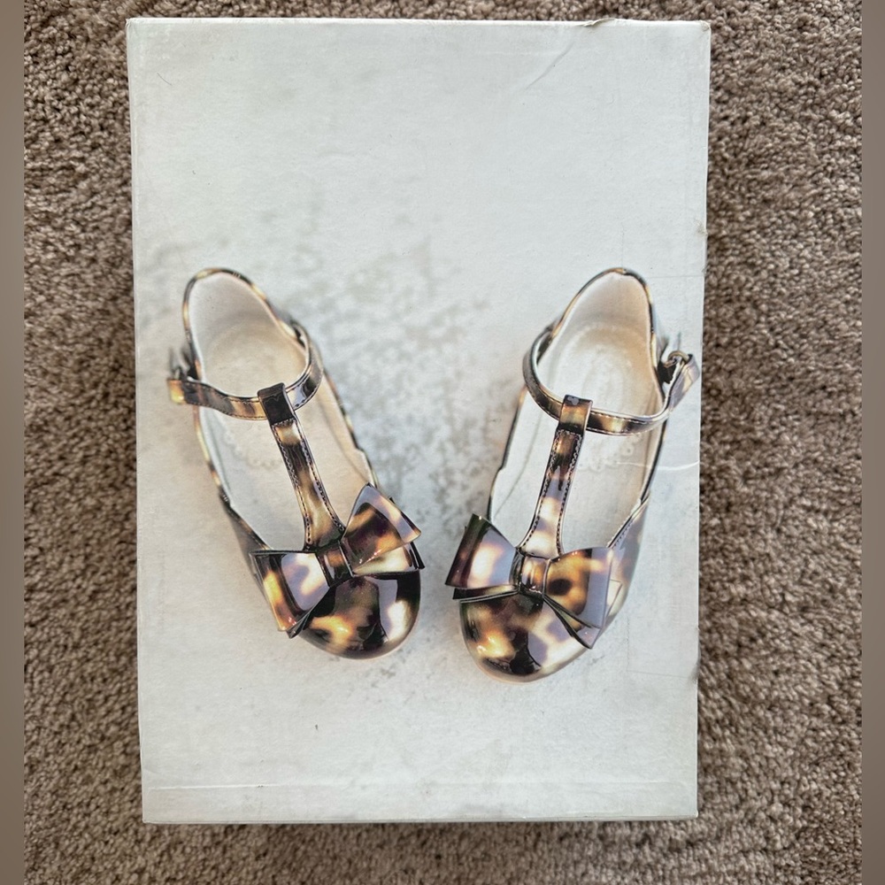 Joyfolie Vivian girls shoes tortoise color size 2
